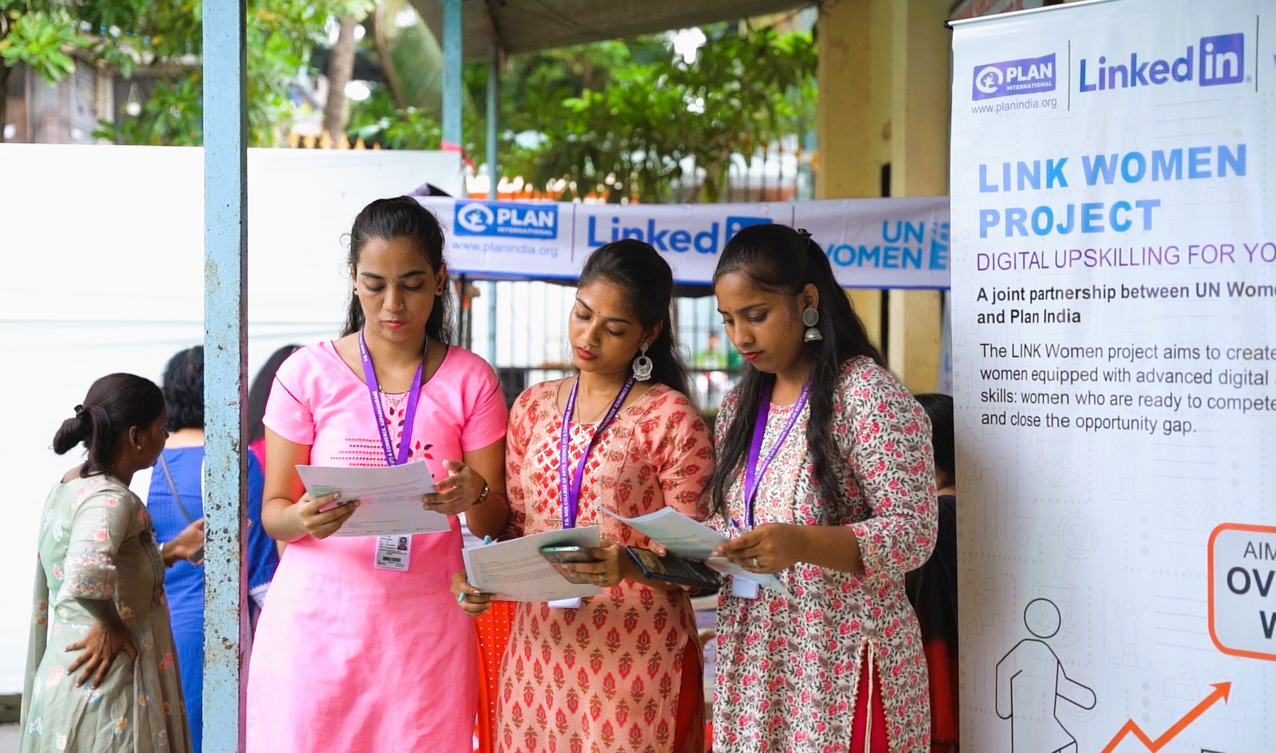 lw-participants-narrowing-down-employers-in-the-job-fair