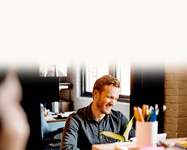 Why should senior leaders use LinkedIn to recruit and retain talent?